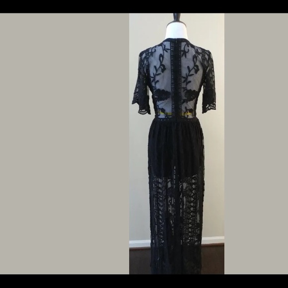 SOCIALITE NORDSTROM Deep V Lace Maxi Dress S - Picture 3 of 7